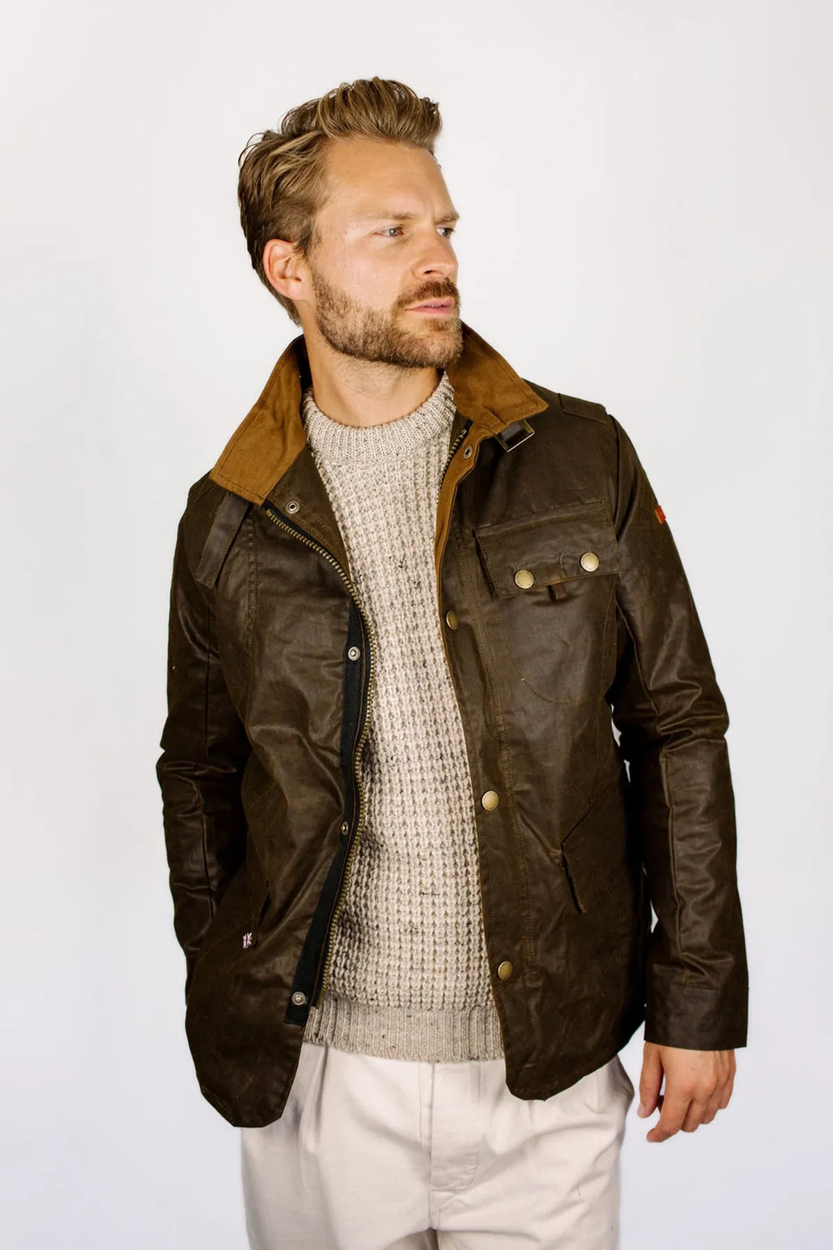 Peregrine - Bexley Waxed Jacket in Brown